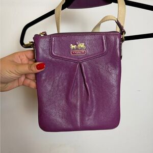Coach Purple Leather Crossbody Bag Swingpack Vintage Style